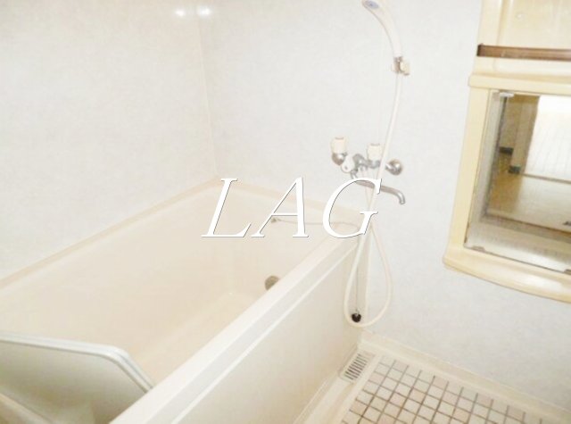 バス・シャワールーム　お風呂です。