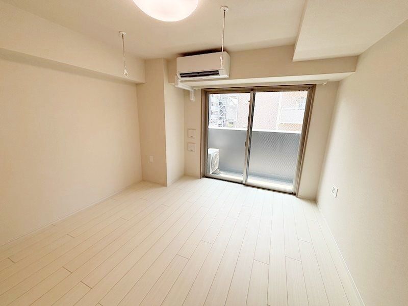 居室・リビング　物件画像