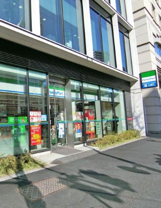 コンビニ　ファミリーマート 神田須田町二丁目店（コンビニ）まで769m