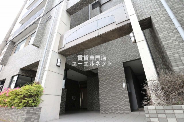 建物外観　シンプルで洗練されたデザインが毎日の暮らしに心地よさをプラス
