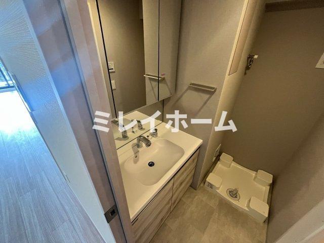 洗面設備　同建物内別のお部屋の参考写真になります。
