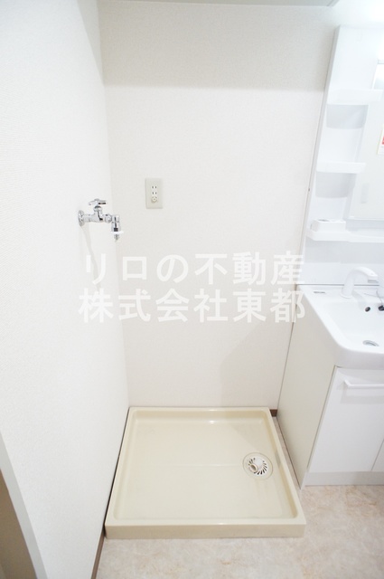 その他　洗濯機置場には防水パンを設置！水漏れも安心です◎