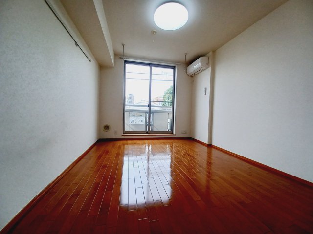 居室・リビング　別部屋参考用写真