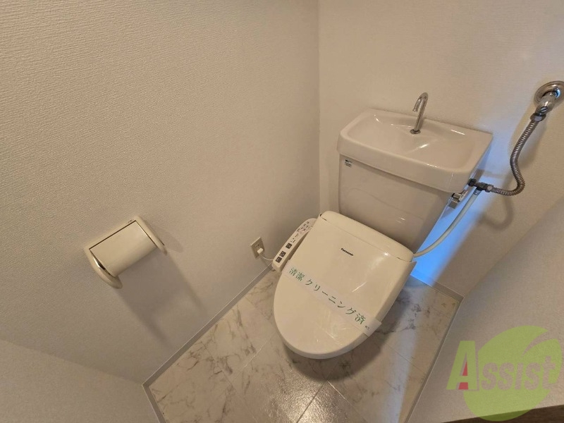 トイレ　トイレです。ウォシュレット付を探している方、おすすめです。