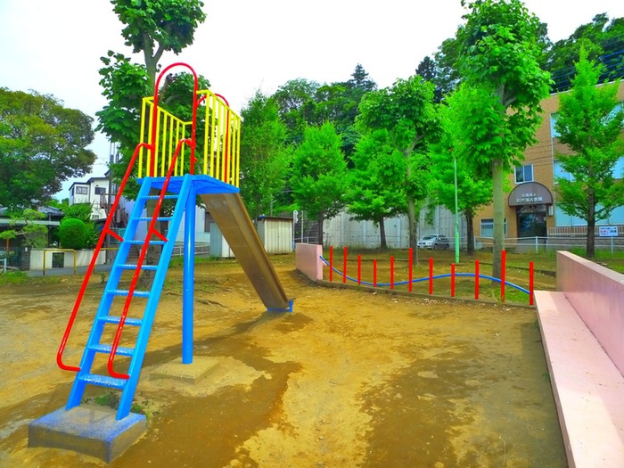 公園　小根本公園（公園）まで180m