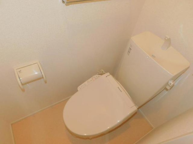トイレ　図面と現状に相違がある場合には現状を優先