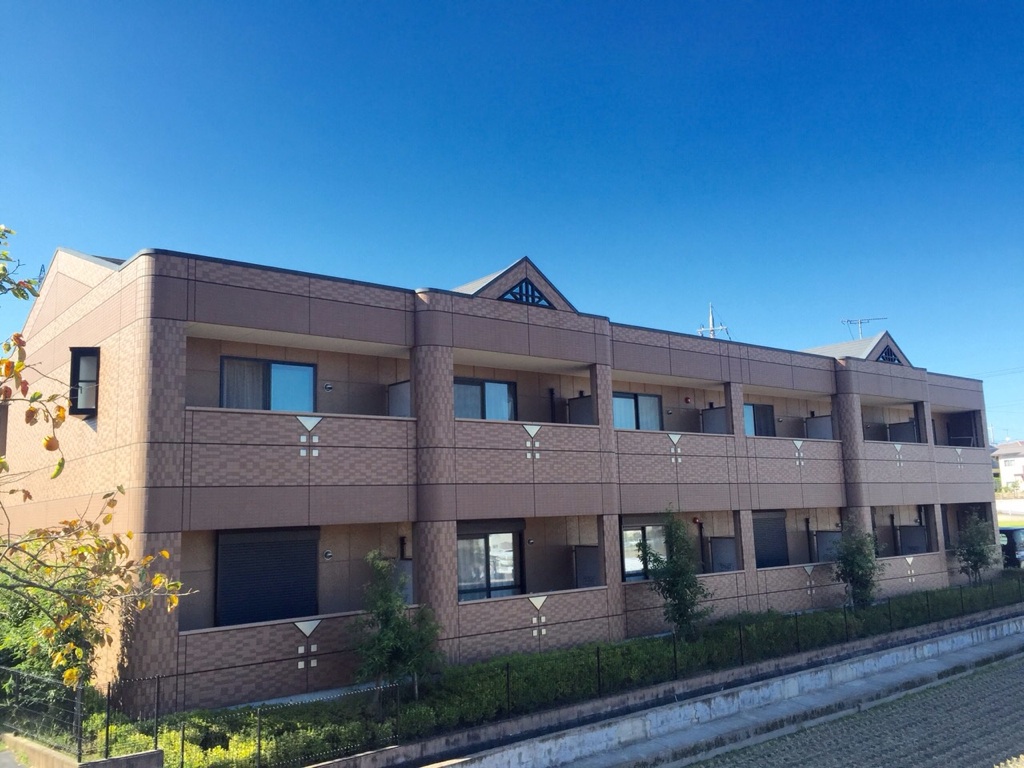 建物外観　外観写真（昼）