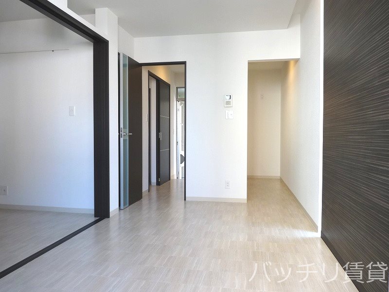 居室・リビング　＊別部屋の為イメージ、現状を優先致します