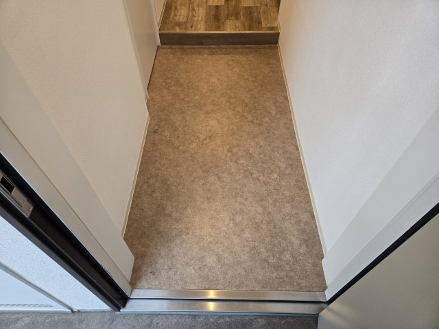 玄関　ラトゥール代官町WEST