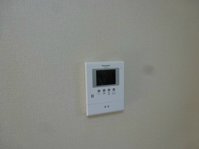セキュリティ　写真は102号室です（参考）