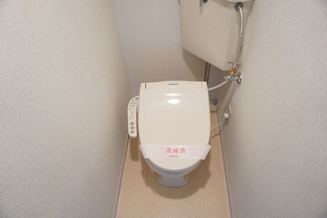 トイレ　洗浄便座