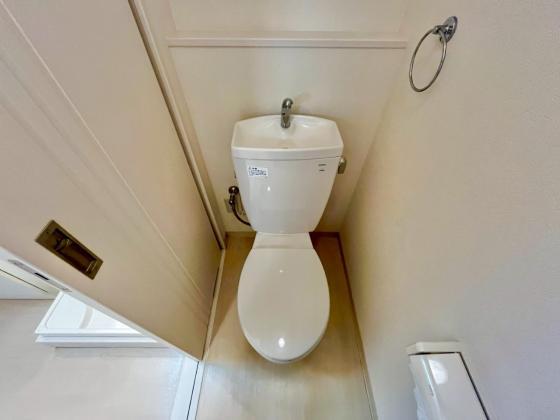 トイレ　清潔感のあるトイレです