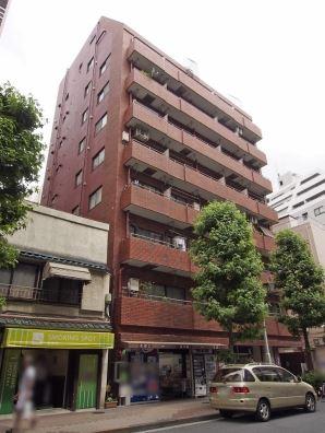 建物外観　カテリーナ新宿御苑駅前