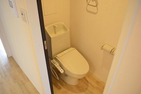 トイレ　シャワー付トイレ