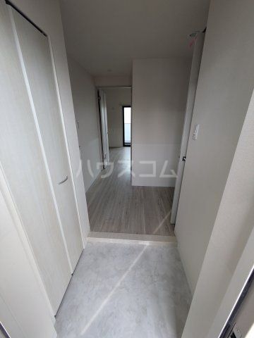 プランドール厚木の玄関写真
