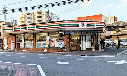 コンビニ　セブン-イレブン 綾瀬店（コンビニ）まで31m