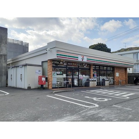 コンビニ　セブンイレブン別府春木店（コンビニ）まで589m