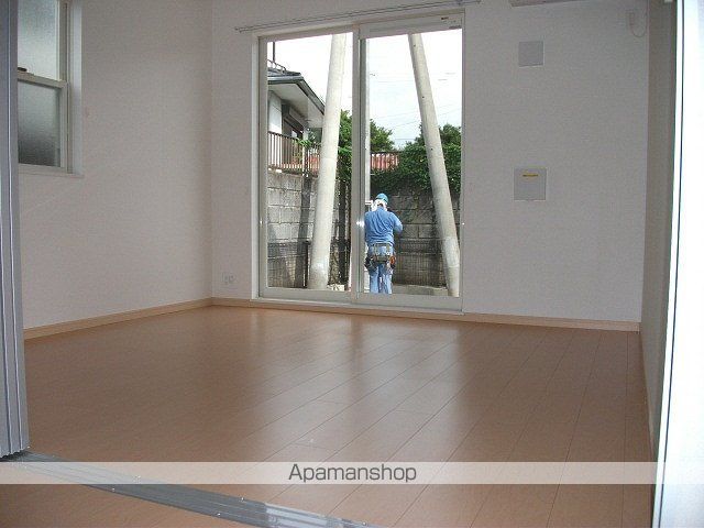 ラゾーナ・Mの居間写真