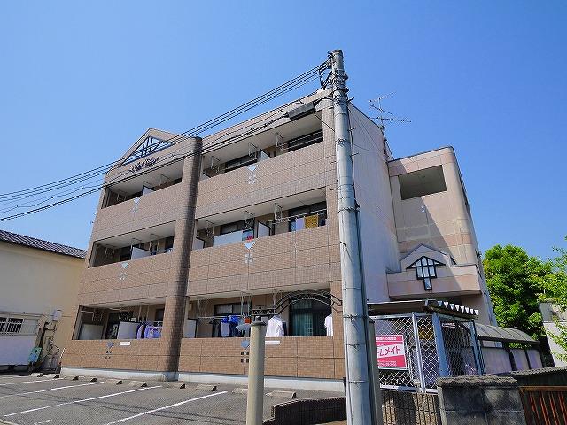 建物外観　落ち着いた雰囲気の外観です