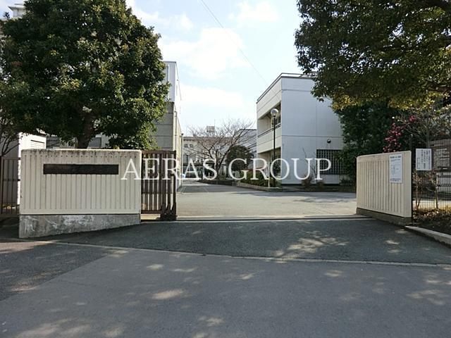 中学校　浦安市立浦安中学校（中学校）まで829m