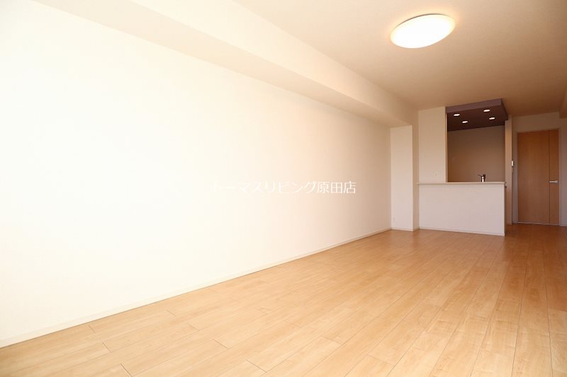 居室・リビング　303号室写真
