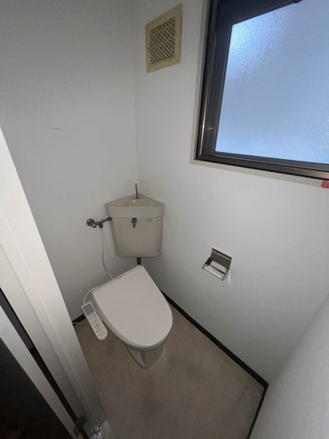 辰巳貸物件のトイレ写真