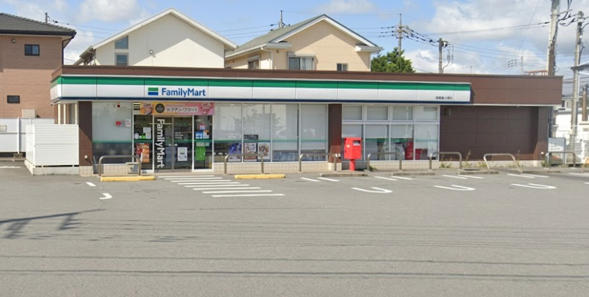 コンビニ　ファミリーマート 御殿場二の岡店（コンビニ）まで543m