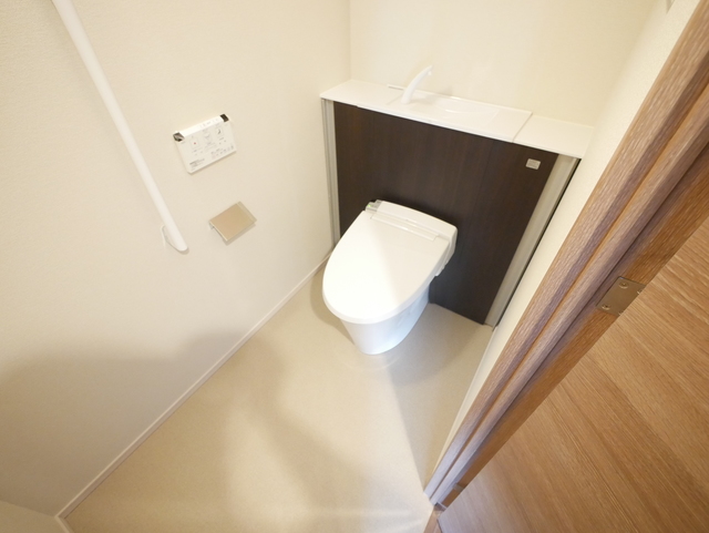 トイレ　★人気のウォシュレット機能付きのトイレです★
