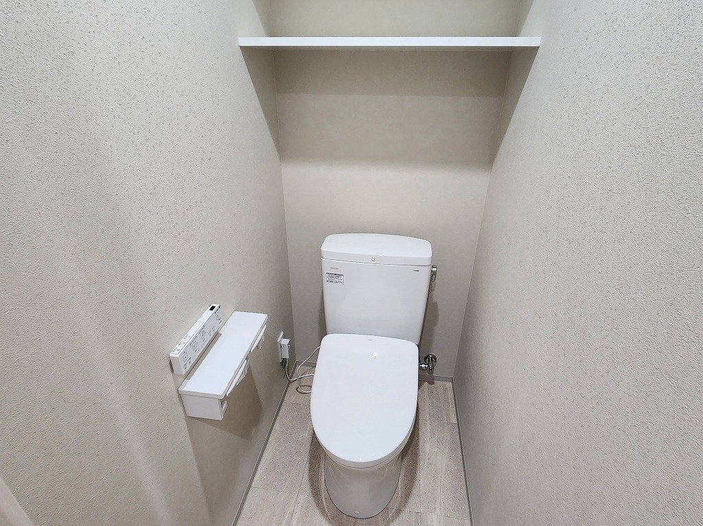 トイレ　癖になるウォシュレット完備