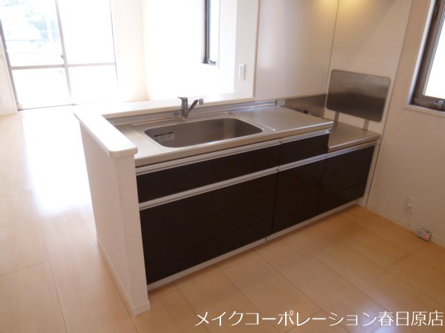 キッチン　写真は同型タイプ