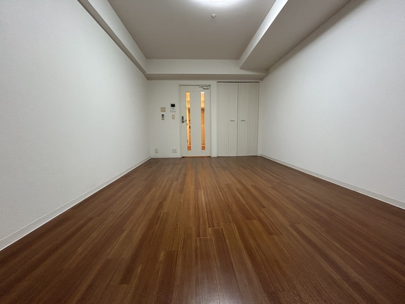 セレッソコート新大阪の居間写真