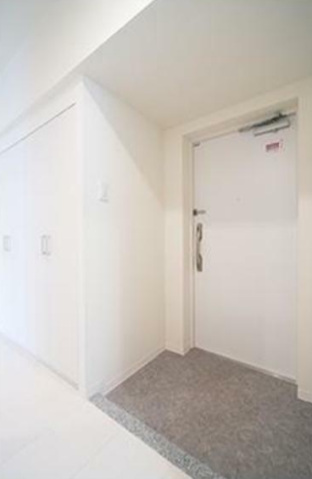 玄関　※同タイプ住戸参照