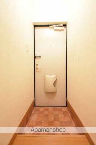 ＪＲ札沼線 札幌駅 徒歩12分 3階建 築22年の玄関写真