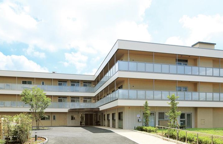病院　グランダ生田ベネッセスタイルケアお客様窓口（病院）まで349m