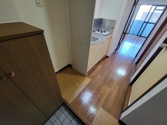 アストラルヤマナカの玄関写真