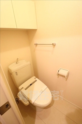 ＪＲ中央線 武蔵境駅 徒歩13分 2階建 築14年のトイレ写真