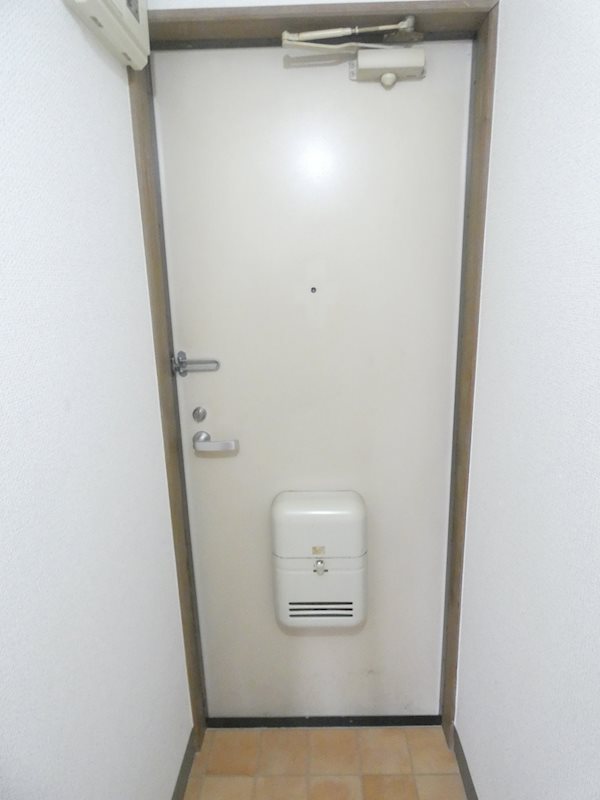 玄関　※参考写真