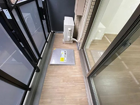 都営浅草線 東日本橋駅 徒歩5分 10階建 築6年の内装写真