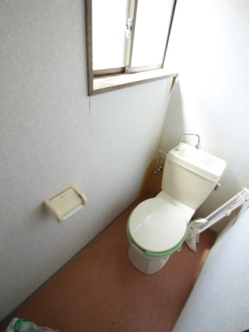 能勢町山辺257-17-2貸家のトイレ写真