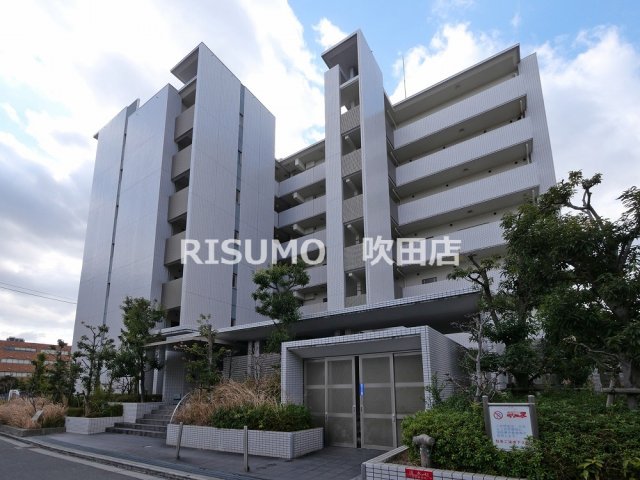 建物外観　詳細は、RISUMO吹田店までお問い合わせ下さい♪