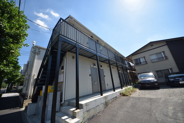 建物外観　～この立地、この新しさでこの賃料っ～