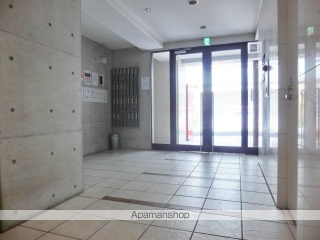 地下鉄谷町線 谷町六丁目駅 徒歩4分 9階建 築20年の外観写真