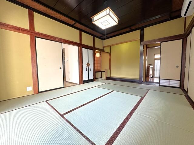 居室・リビング　和室があると、家にあたたかい雰囲気が生まれます