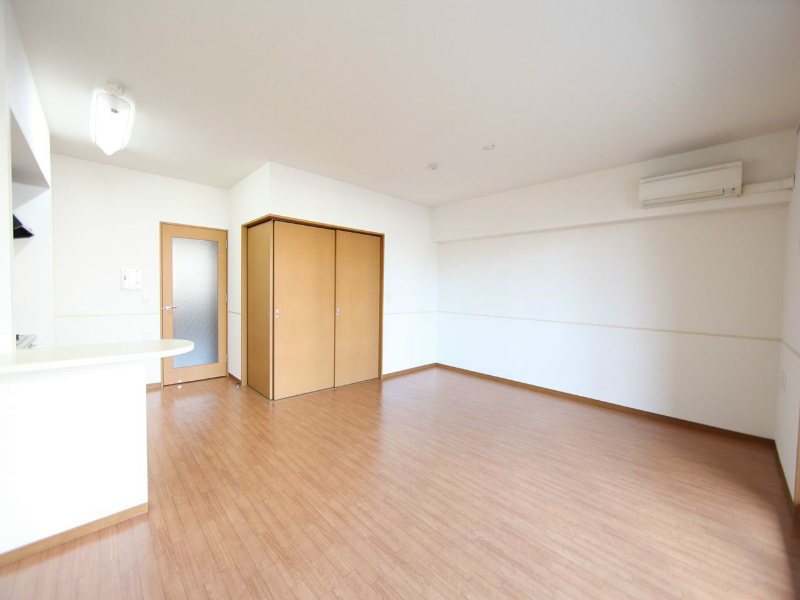 その他　ＬＤＫ19.2帖　洋室6帖とつなげても仕切っても使えます