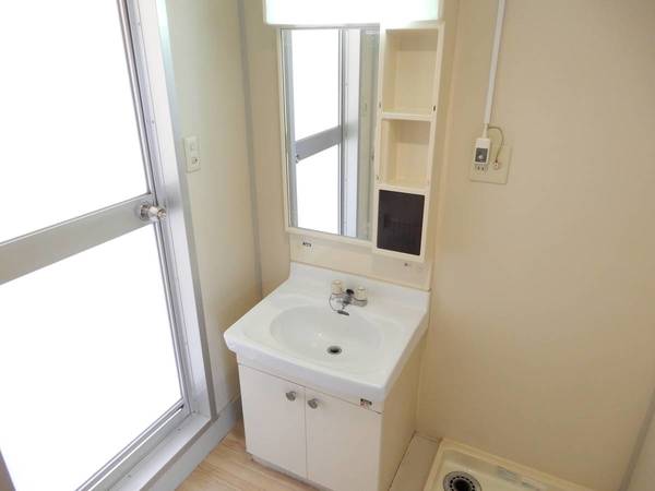 洗面設備　ビレッジハウスの同一物件・同一タイプの間取りの写真です