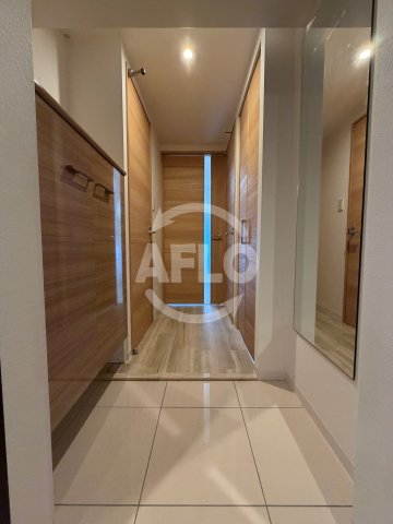 玄関　ノーブルコート堺筋本町　玄関