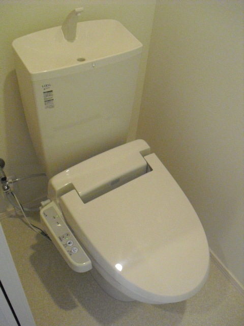 トイレ　トイレは嬉しいウォシュレット