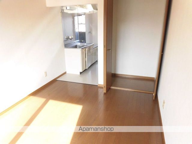 レジデンス五番館の内装写真