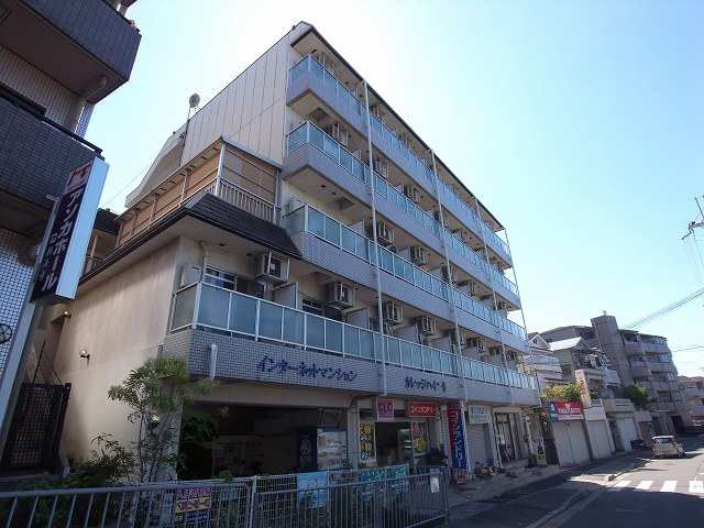 神戸市西区今寺のマンションの建物外観