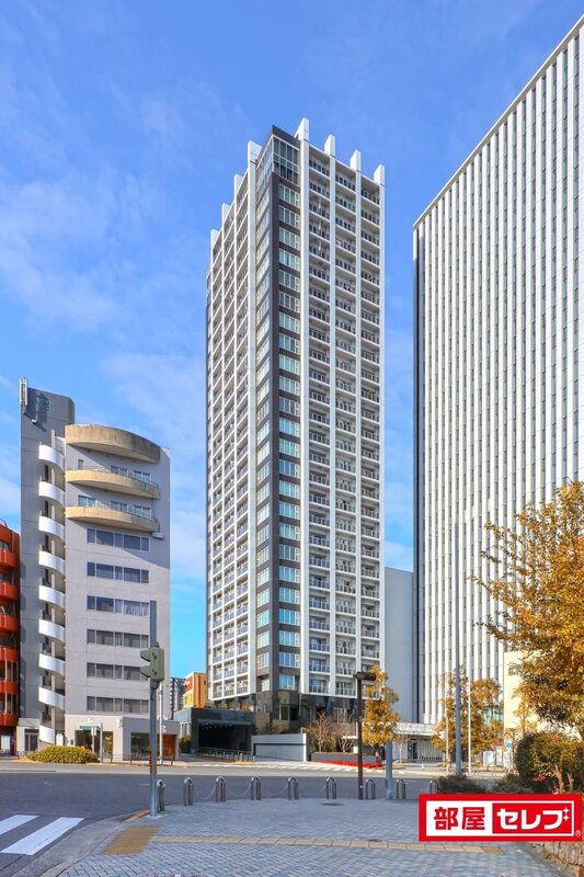 ブリリアタワー名古屋グランスイートの建物外観